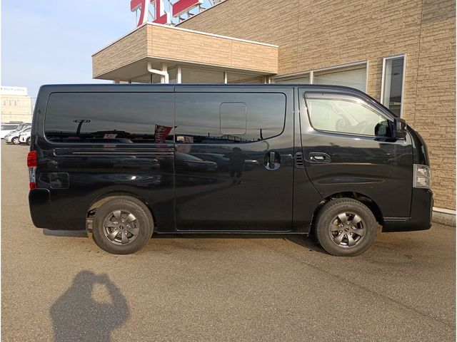 NISSAN CARAVAN VAN 4WD 2023 Image 31