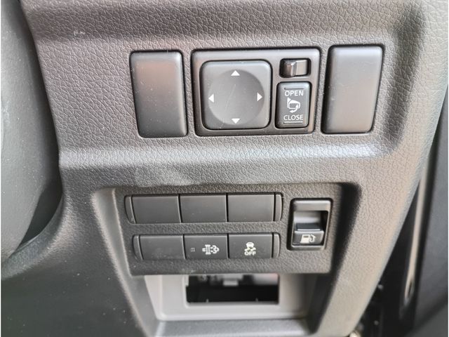 NISSAN CARAVAN VAN 4WD 2023 Image 31