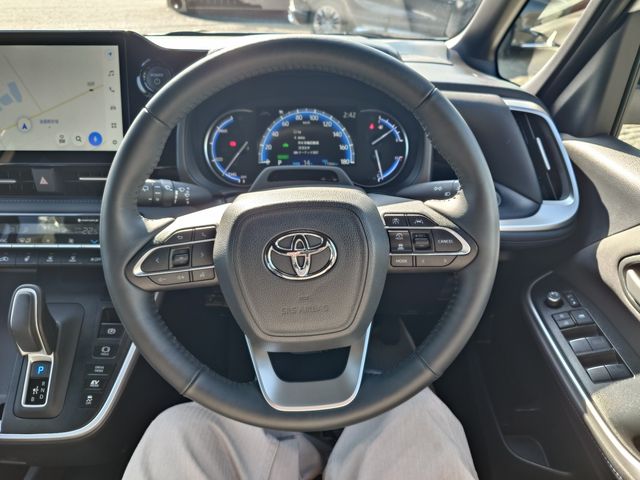 TOYOTA VOXY HYBRID 2025 Image 31