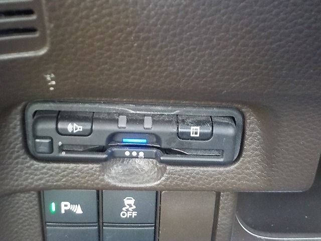 HONDA N BOX 2023 Image 31