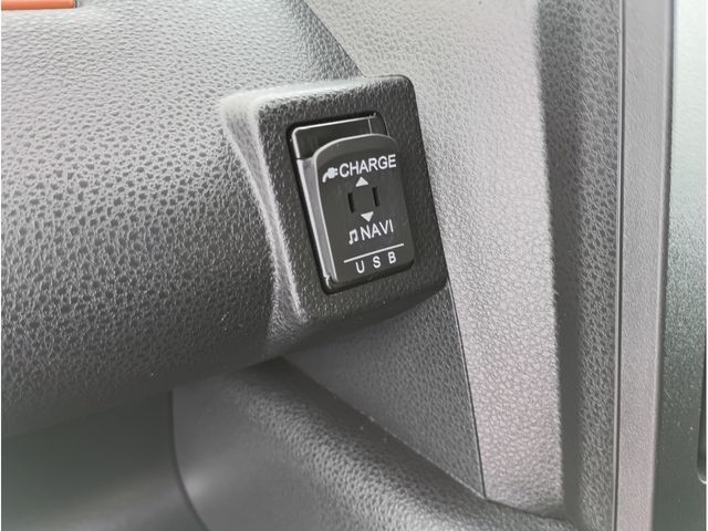 DAIHATSU TANTO FAN CROSS 2022 Image 31