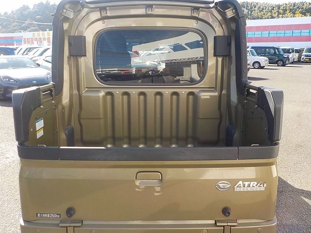 DAIHATSU ATRAI DECKVAN 4WD 2022 Image 31