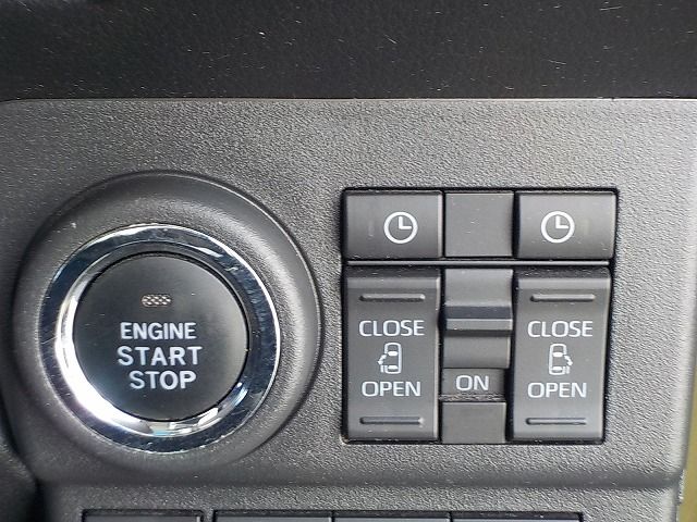 DAIHATSU ATRAI DECKVAN 4WD 2022 Image 31