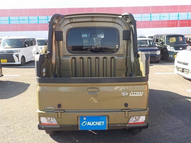 DAIHATSU ATRAI DECKVAN 4WD 2022 Image 31