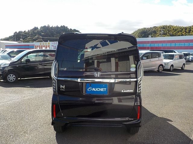 HONDA N BOX CUSTOM 2018 Image 31