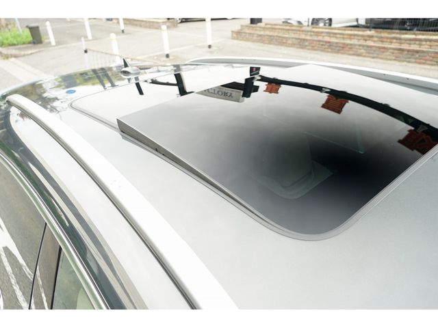 MASERATI LEVANTE 2017 Image 31