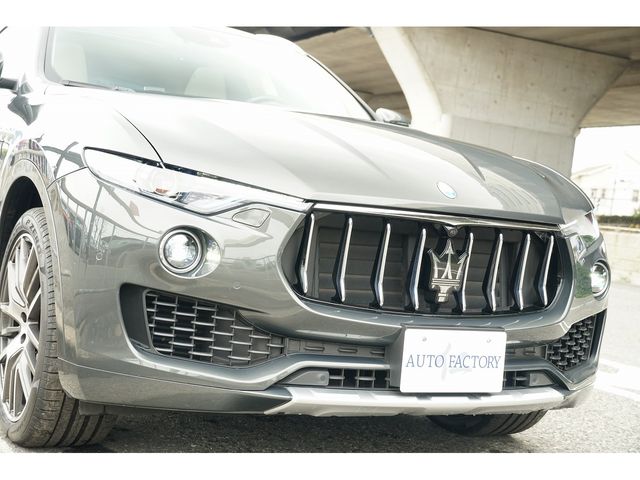 MASERATI LEVANTE 2017 Image 31