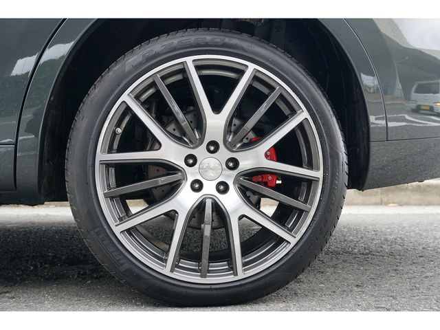 MASERATI LEVANTE 2017 Image 31