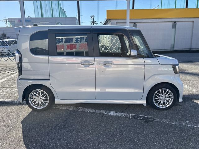HONDA N BOX CUSTOM 2022 Image 31