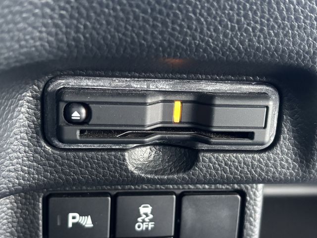 HONDA N BOX CUSTOM 2022 Image 31