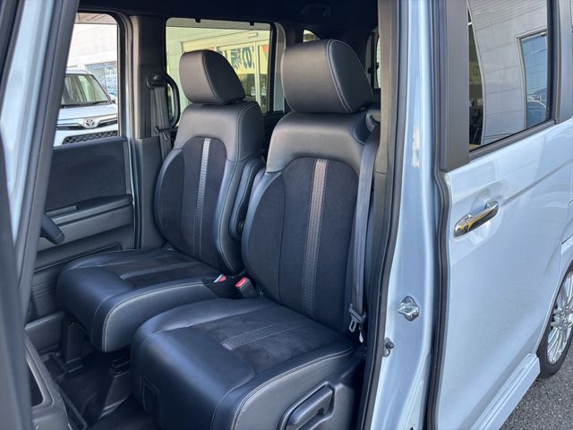 HONDA N BOX CUSTOM 2022 Image 31