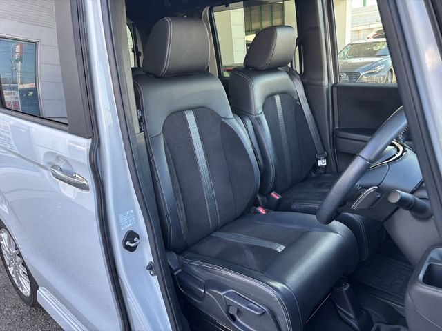 HONDA N BOX CUSTOM 2022 Image 31