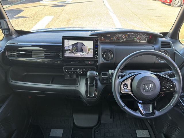 HONDA N BOX CUSTOM 2022 Image 31