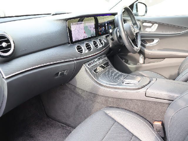 MERCEDES BENZ E CLAS 2021 Image 31