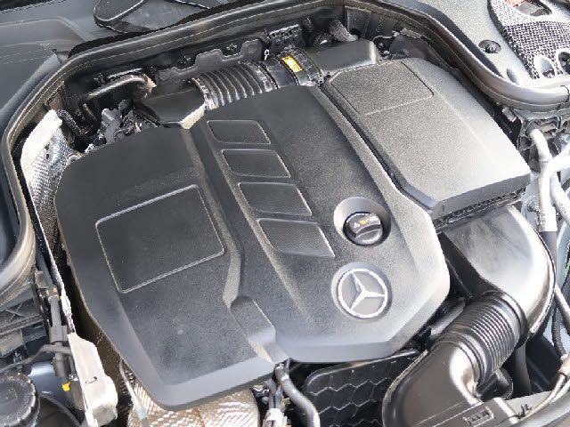 MERCEDES BENZ E CLAS 2021 Image 31