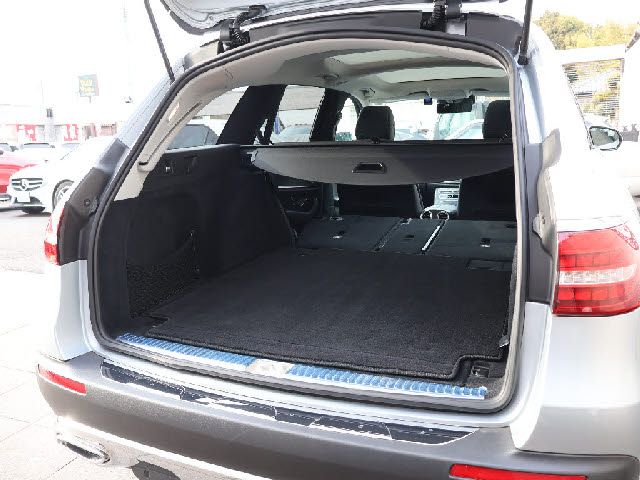 MERCEDES BENZ E CLAS 2021 Image 31