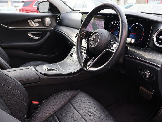 MERCEDES BENZ E CLAS 2021 Image 31