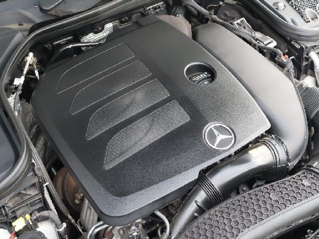 MERCEDES BENZ E CLAS 2023 Image 31