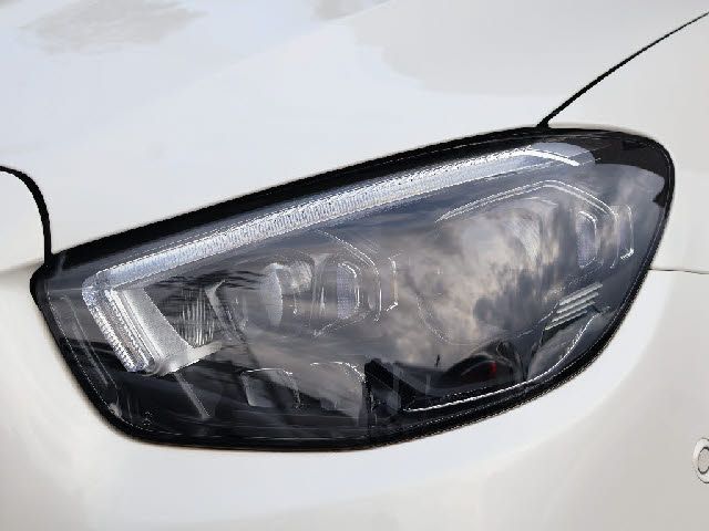 MERCEDES BENZ E CLAS 2023 Image 31
