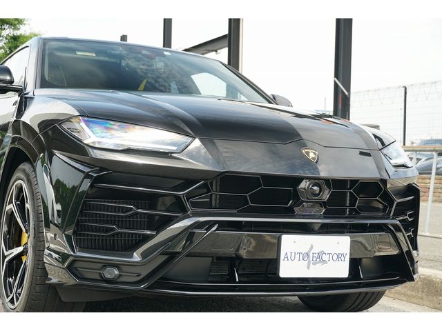 LAMBORGHINI URUS 2022 Image 31