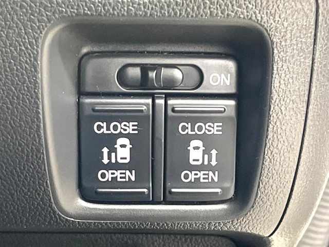 HONDA N BOX CUSTOM 2016 Image 31