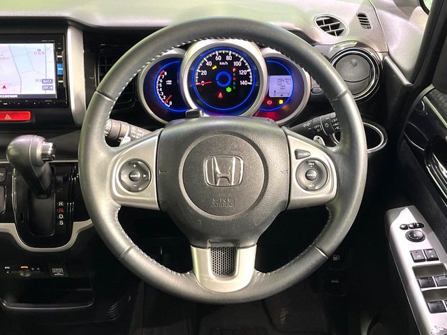 HONDA N BOX CUSTOM 2016 Image 31