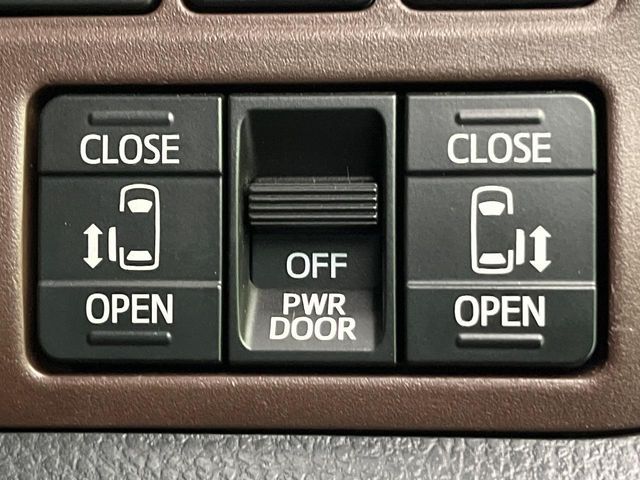 TOYOTA ESQUIRE 2019 Image 31