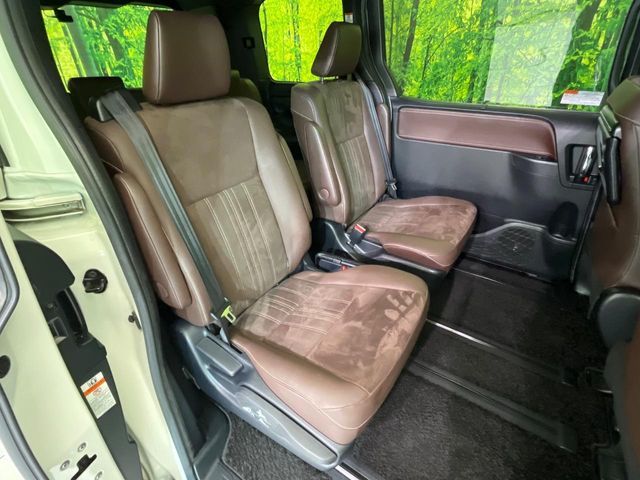 TOYOTA ESQUIRE 2019 Image 31