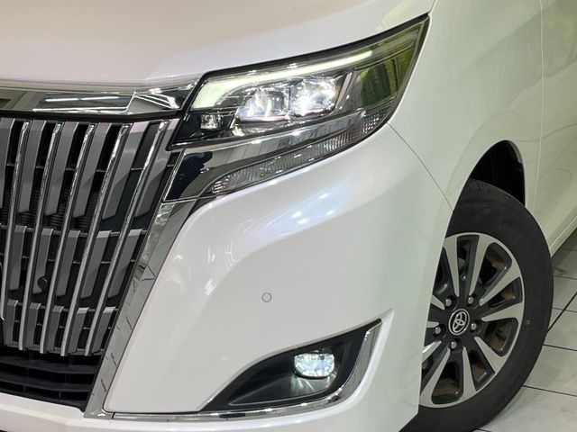 TOYOTA ESQUIRE 2019 Image 31