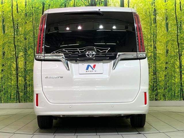 TOYOTA ESQUIRE 2019 Image 31