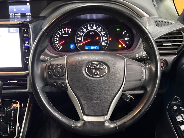 TOYOTA VOXY 2019 Image 31