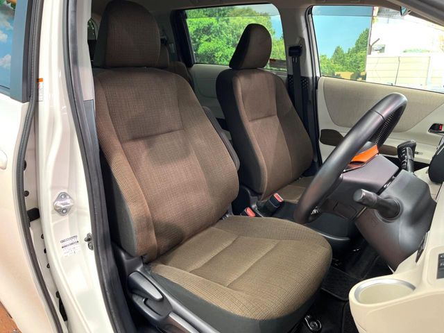 TOYOTA SIENTA 2017 Image 31