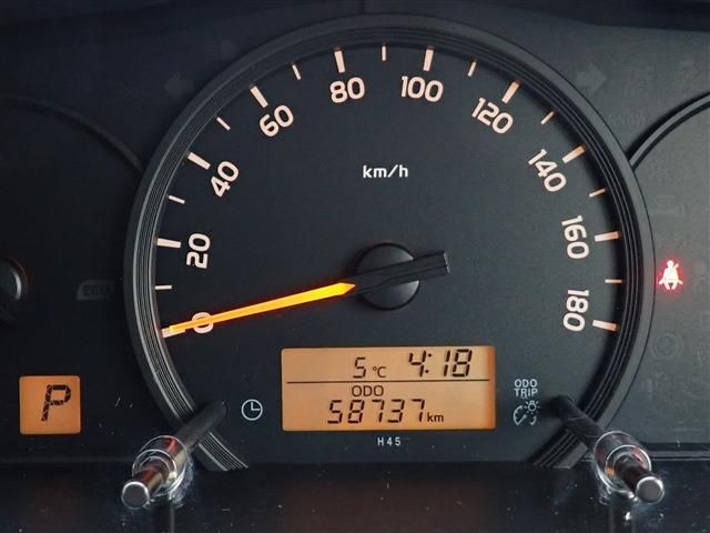 TOYOTA REGIUSACE VAN 1.25T 2019 Image 31