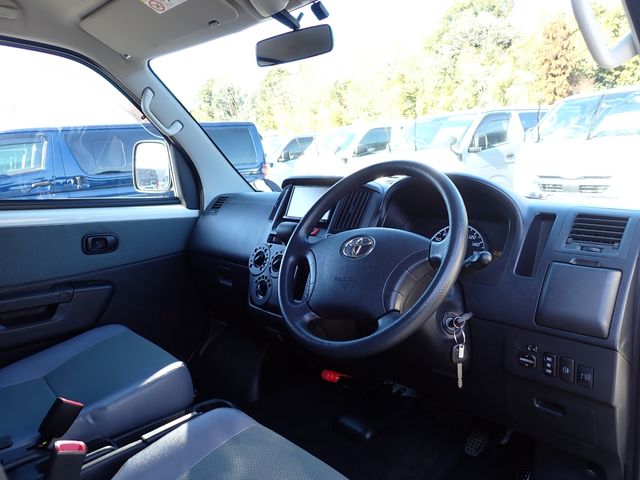 TOYOTA TOWNACE VAN 4WD 2019 Image 31