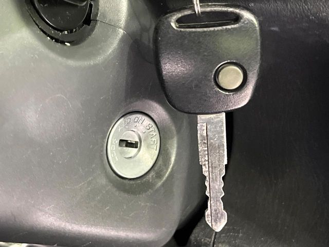 SUZUKI JIMNY 4WD 2017 Image 31