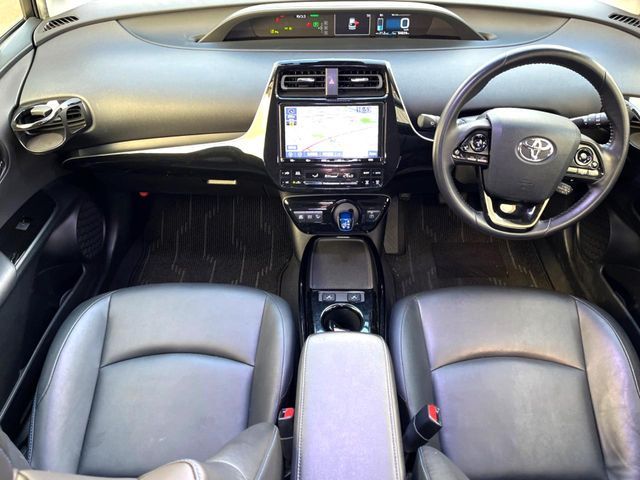 TOYOTA PRIUS 2019 Image 31