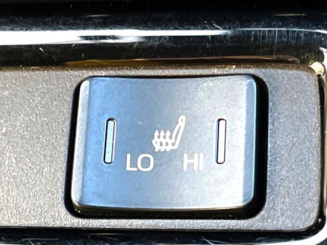 TOYOTA PRIUS 2019 Image 31