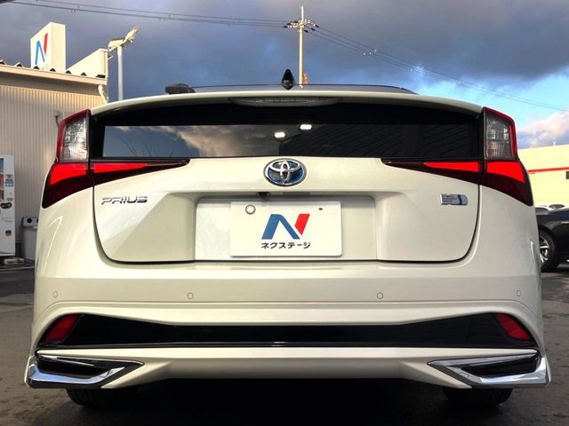 TOYOTA PRIUS 2019 Image 31