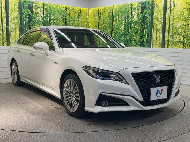 TOYOTA CROWN SEDAN HYBRID 2019 Image 31