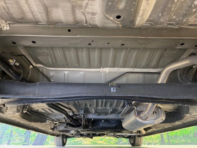 HONDA N BOX CUSTOM 2023 Image 31