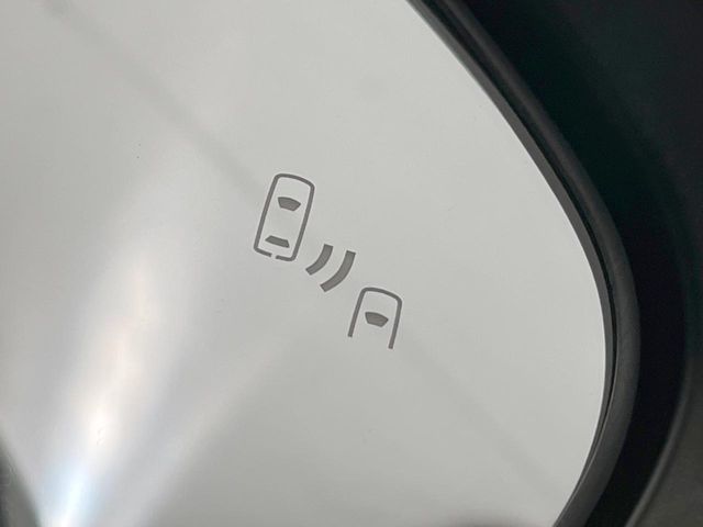 TOYOTA C-HR 2017 Image 31