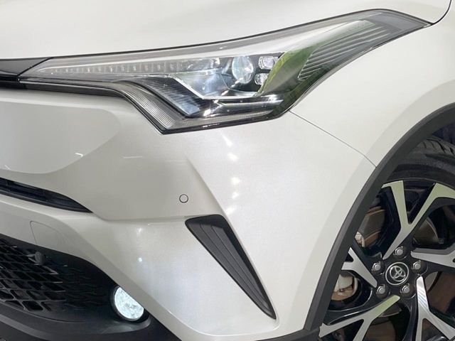 TOYOTA C-HR 2017 Image 31
