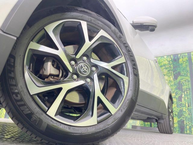 TOYOTA C-HR 2017 Image 31