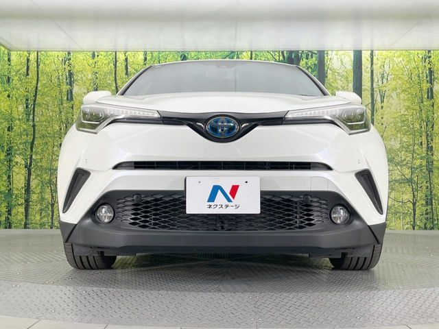 TOYOTA C-HR 2017 Image 31