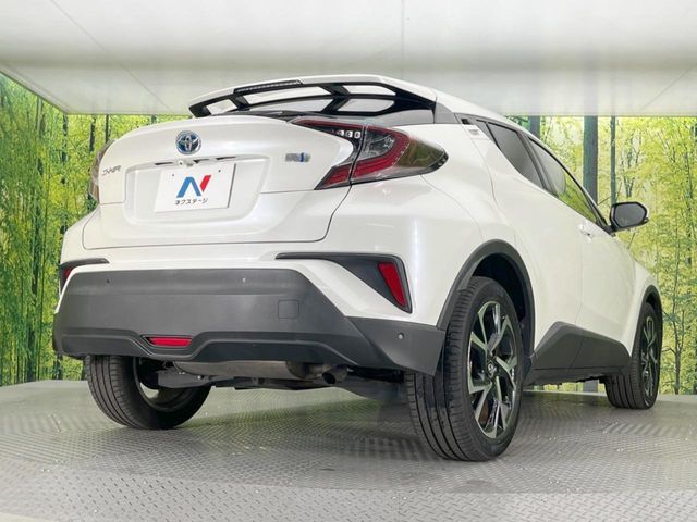 TOYOTA C-HR 2017 Image 31
