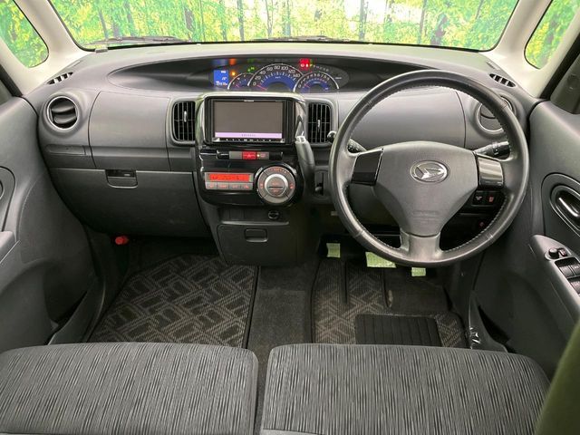 DAIHATSU TANTO CUSTOM 2012 Image 31