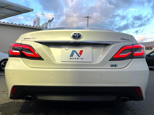 TOYOTA CROWN SEDAN HYBRID 2018 Image 31