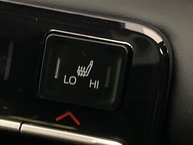 TOYOTA NOAH 2022 Image 31