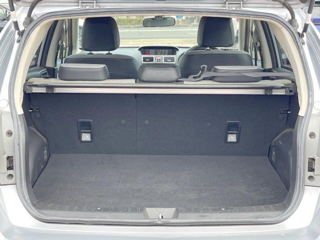 SUBARU IMPREZA SPORT HYBRID 2015 Image 31