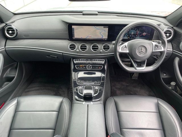 MERCEDES BENZ E CLAS 2018 Image 31